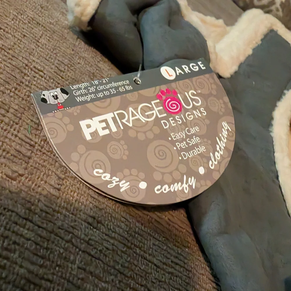 5/$20 Sherpa dog jacket